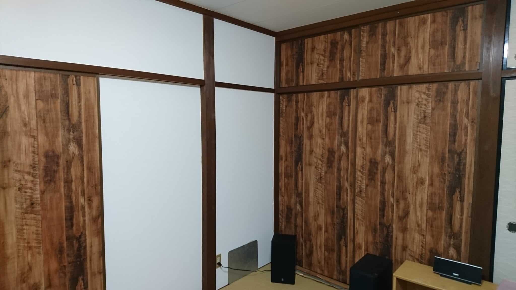 Diyで寝室のリフォーム 押し入れのふすまをクロスで木板風に変身 塗装職人のdiyブログ